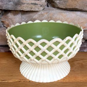 VTG Regaline Plastic Lattice Footed Bowl Pedestal Fruit MCM Mid-century Decor